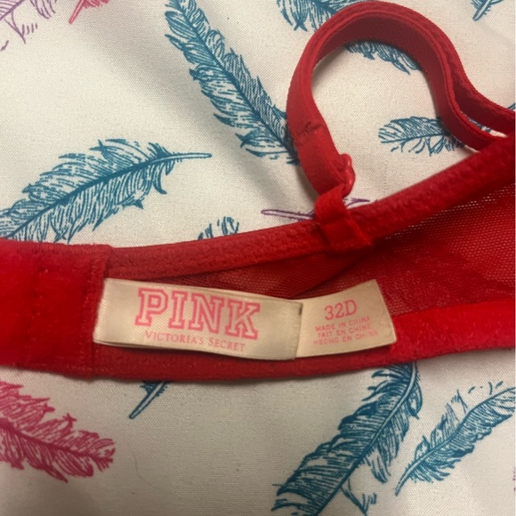 🌻PINK VS Red Lace Bra - Picture 3 of 5